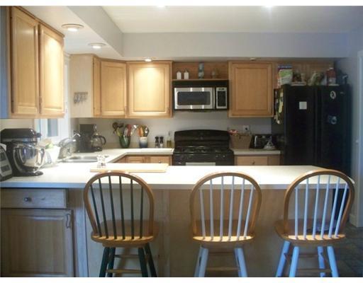 23 Beechwood Road Winthrop, ME 04364 - Photo 5 of 25 Kitchen.