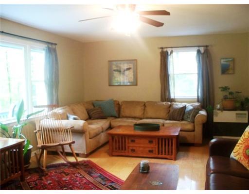 23 Beechwood Road Winthrop, ME 04364 - Photo 7 of 25 Living Room.
