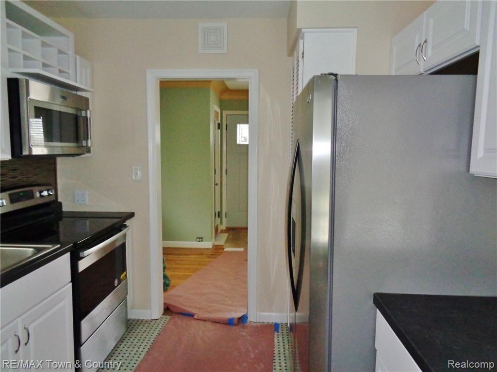 3007 Miller Road Flint, MI 48503 - Photo 6 of 40 DSC00718.JPG