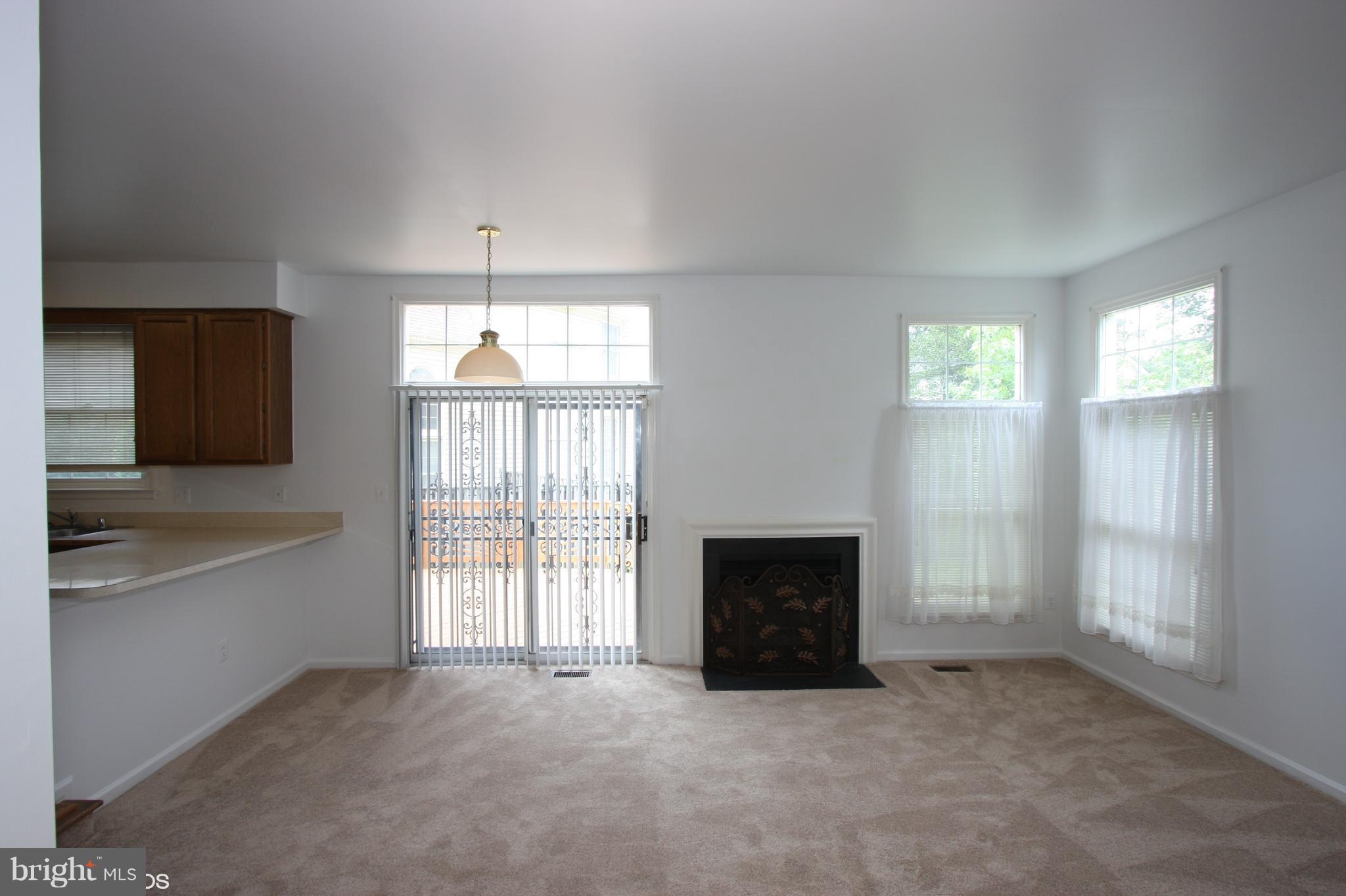 9012 Brae Brooke Drive Lanham, MD 20706 - Photo 16 of 26 Living Room