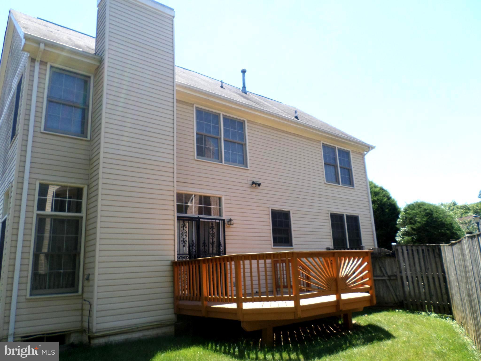 9012 Brae Brooke Drive Lanham, MD 20706 - Photo 8 of 26 Exterior (Rear)