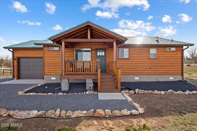 $499,000 | 2321 Quarter Horse Trail, Overgaard, AZ 85933