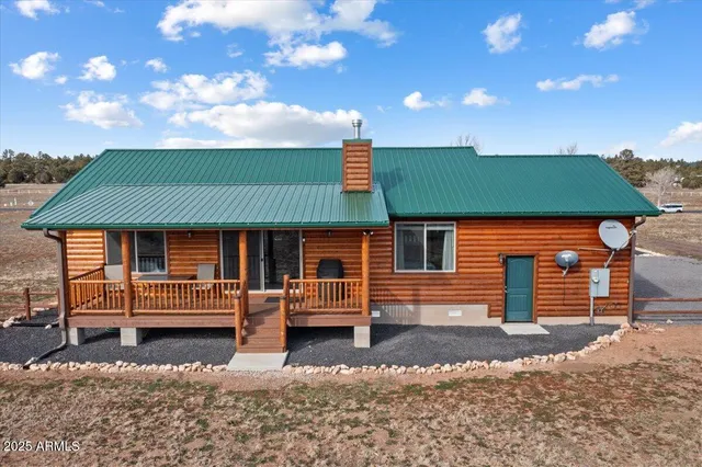$499,000 | 2321 Quarter Horse Trail, Overgaard, AZ 85933