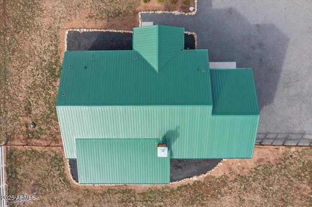 $499,000 | 2321 Quarter Horse Trail, Overgaard, AZ 85933