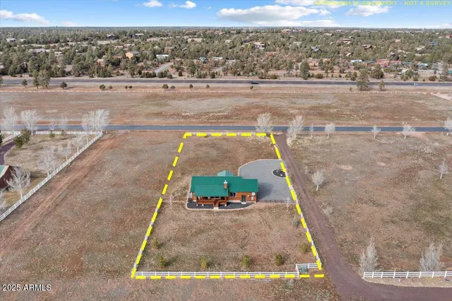 $499,000 | 2321 Quarter Horse Trail, Overgaard, AZ 85933
