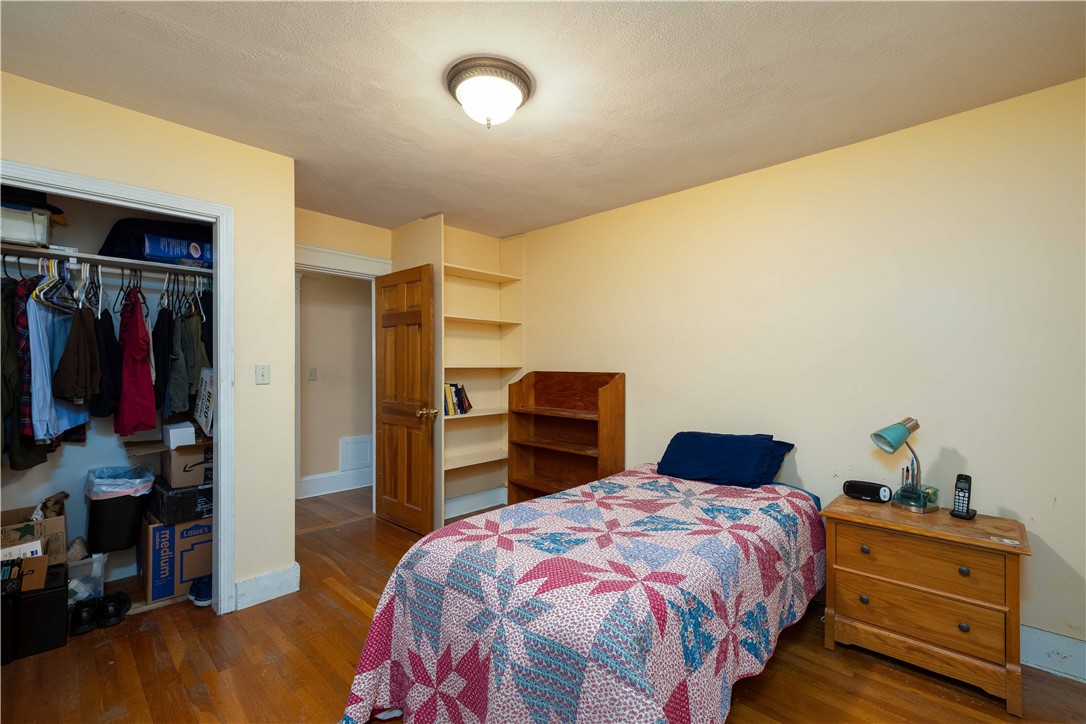 52 Lyndon Road Cranston, RI 02905 - Photo 20 of 42 Gallery Image 20