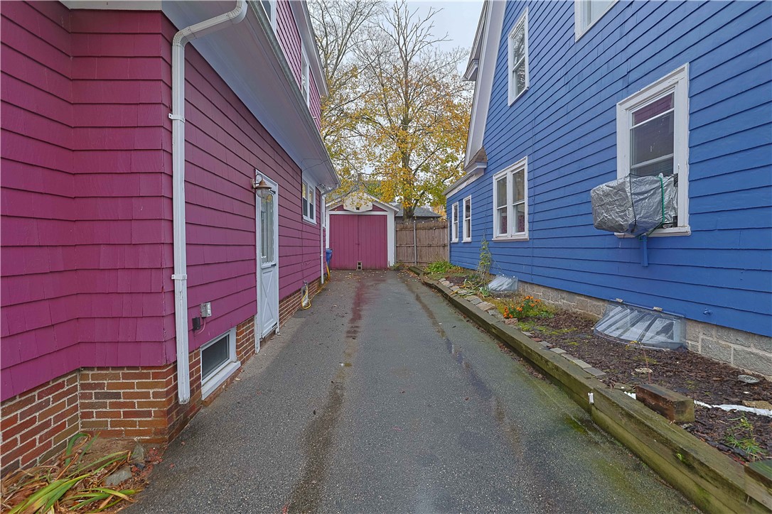 52 Lyndon Road Cranston, RI 02905 - Photo 35 of 42 Gallery Image 35