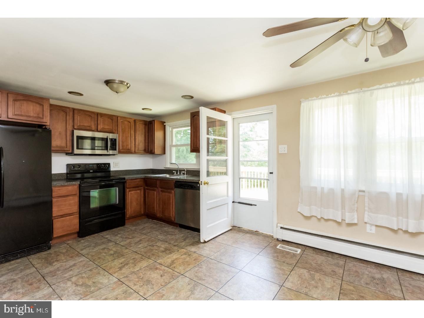 61 Buckwalter Road Pottstown, PA 19465 - Photo 6 of 22