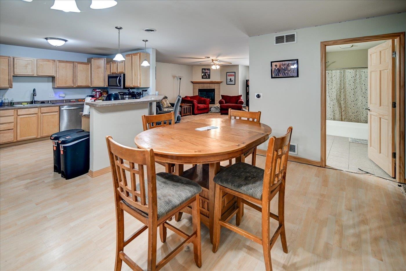 5126 North Walbridge Avenue Madison, WI 53714 - Photo 23 of 35