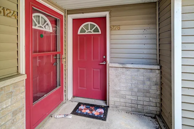 $295,000 | 5126 North Walbridge Avenue, Madison, WI 53714