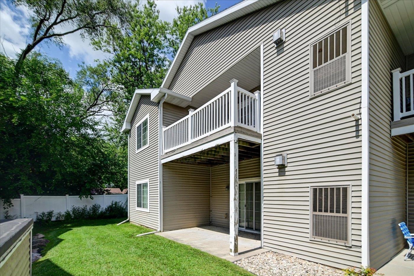 5126 North Walbridge Avenue Madison, WI 53714 - Photo 9 of 35