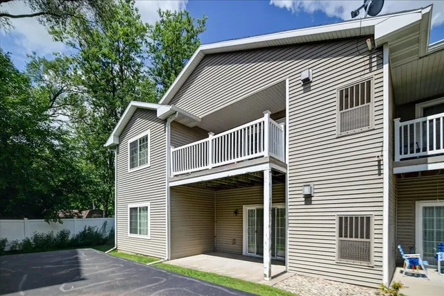 $295,000 | 5126 North Walbridge Avenue, Madison, WI 53714