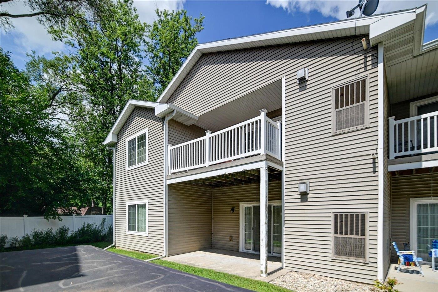 5126 North Walbridge Avenue Madison, WI 53714 - Photo 10 of 35