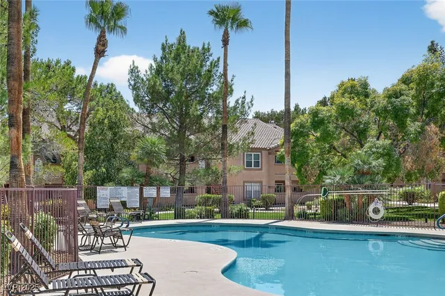 $1,400 | 1150 North Buffalo Drive, Unit 1067, Las Vegas, NV 89128