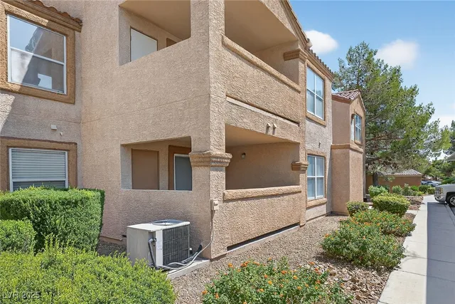$1,400 | 1150 North Buffalo Drive, Unit 1067, Las Vegas, NV 89128