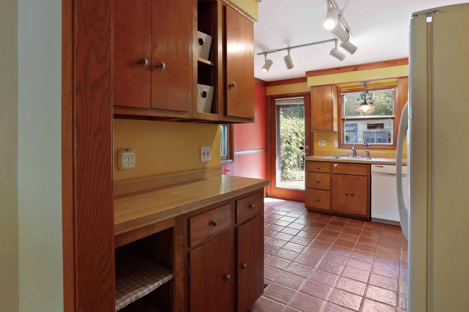 45 Hazel Street Tonka Bay, MN 55331 - Photo 13 of 27 Gallery Image 13