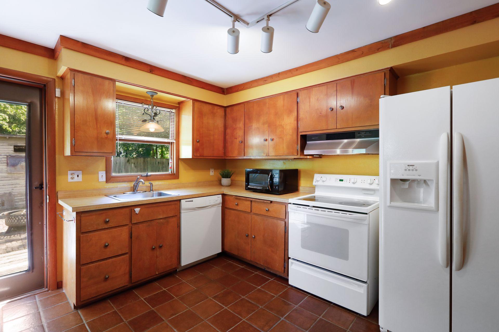 45 Hazel Street Tonka Bay, MN 55331 - Photo 14 of 27 Gallery Image 14