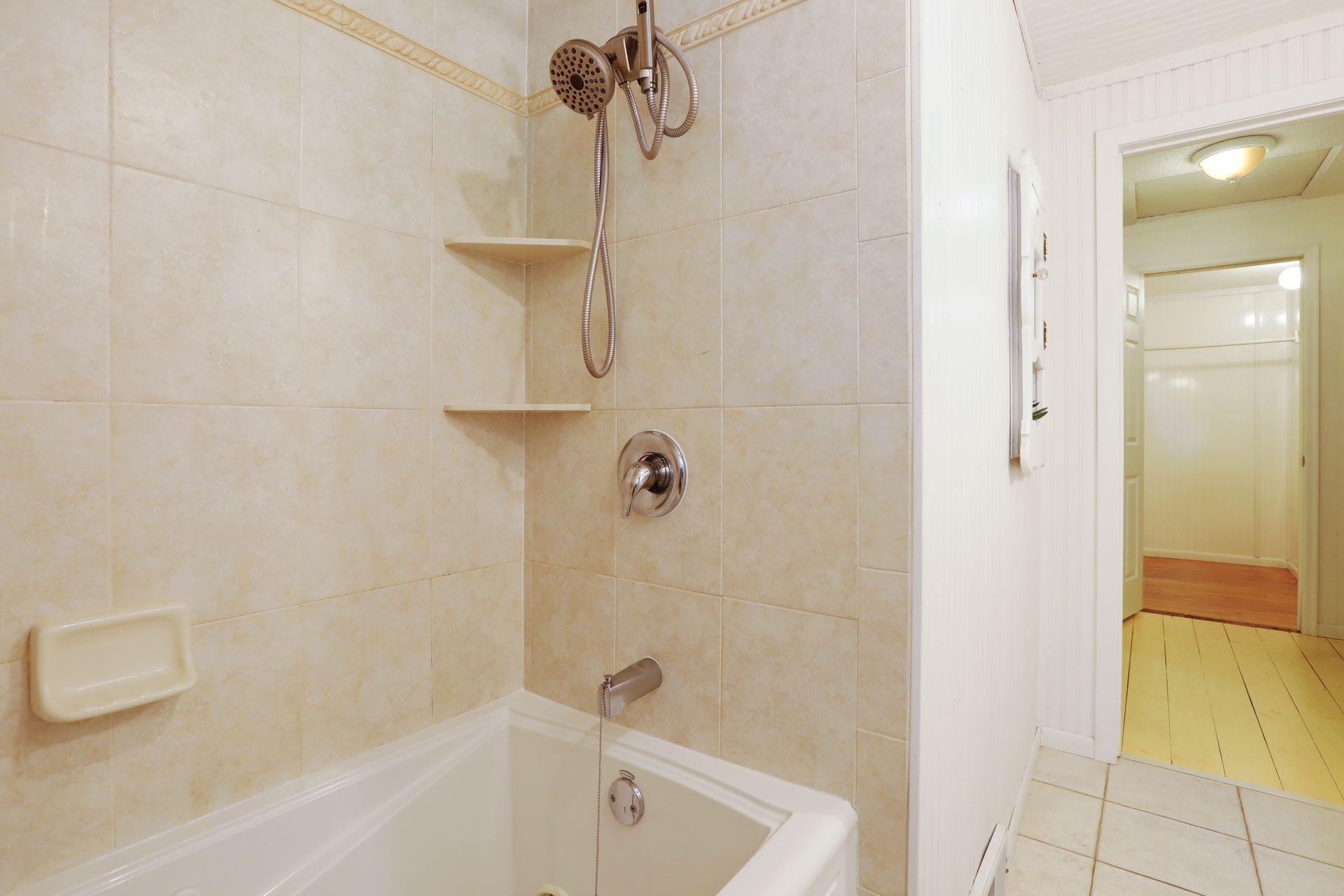 45 Hazel Street Tonka Bay, MN 55331 - Photo 21 of 27 Gallery Image 21