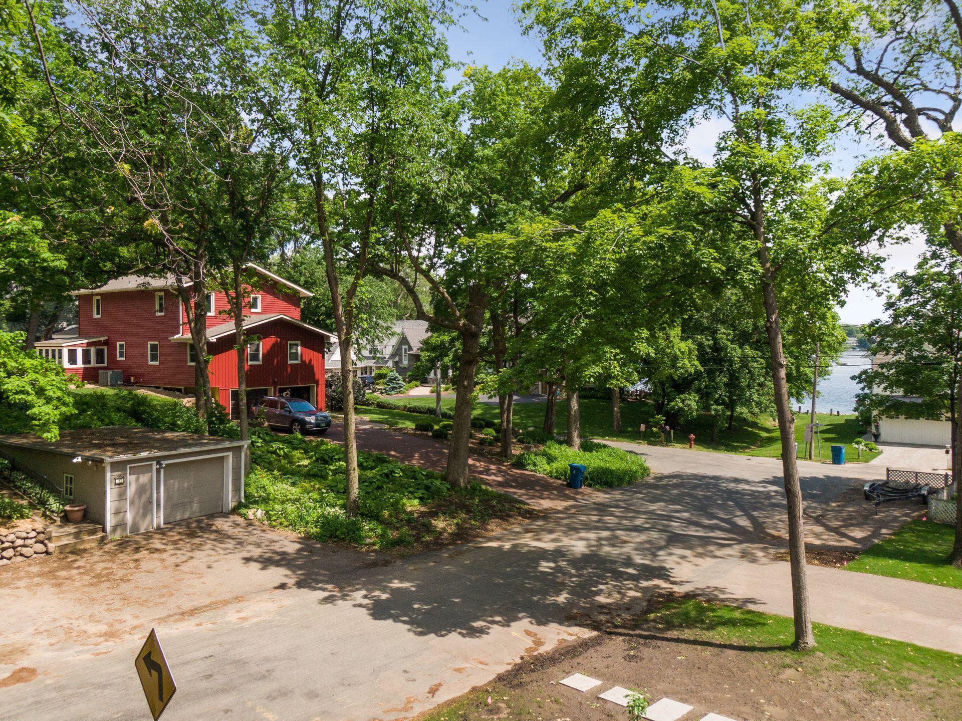 45 Hazel Street Tonka Bay, MN 55331 - Photo 27 of 27 Gallery Image 27