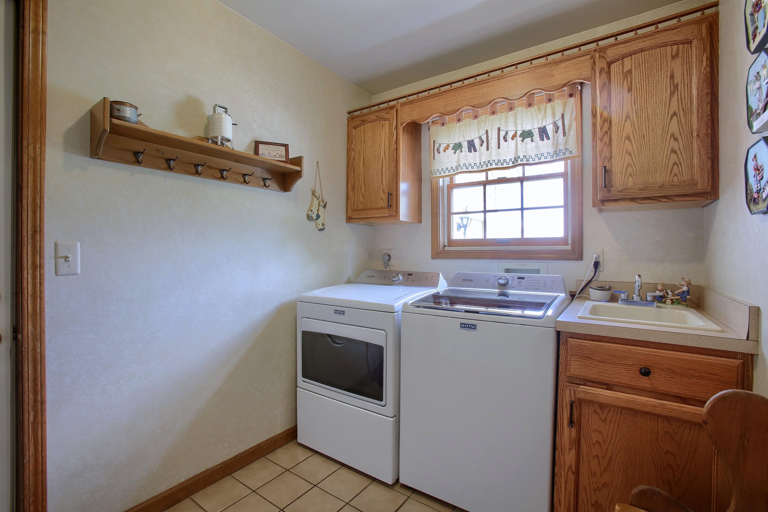 7372 Springborn Road East China, MI 48054 - Photo 10 of 24 washer & dryer excluded