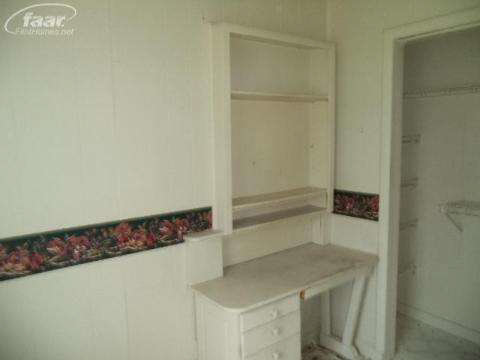 4219 North Belsay Road Flint, MI 48506 - Photo 13 of 23 20355774-12.JPG