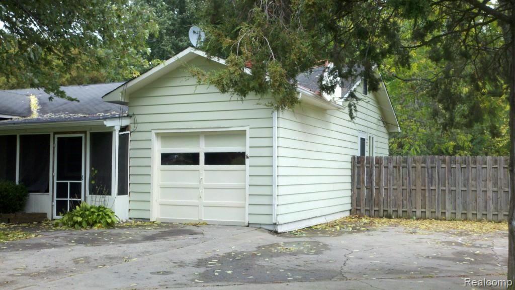 3741 North Mill Road Dryden, MI 48428 - Photo 3 of 27 2014-10-03 15.46