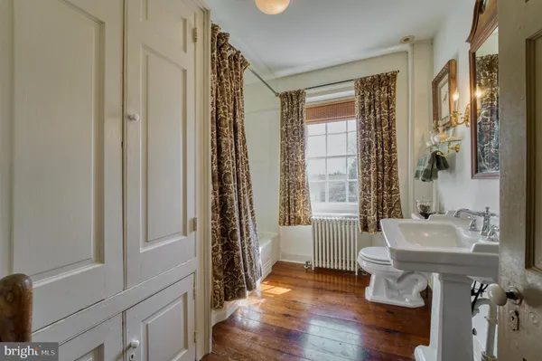 $2,600,000 | 38678 Piggott Bottom Road, Hamilton, VA 20158