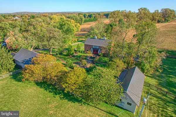 $2,600,000 | 38678 Piggott Bottom Road, Hamilton, VA 20158
