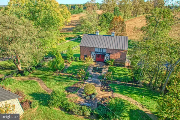 $2,600,000 | 38678 Piggott Bottom Road, Hamilton, VA 20158