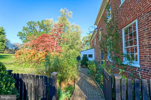 $2,600,000 | 38678 Piggott Bottom Road, Hamilton, VA 20158