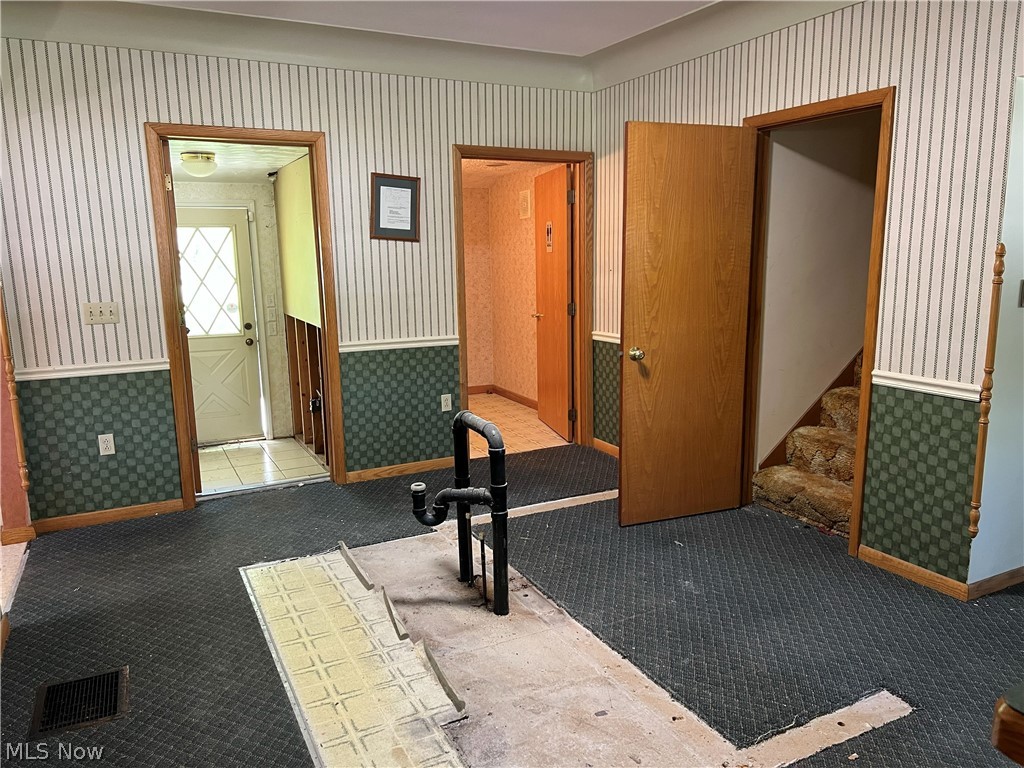 277 Gore Road Conneaut, OH 44030 - Photo 4 of 7