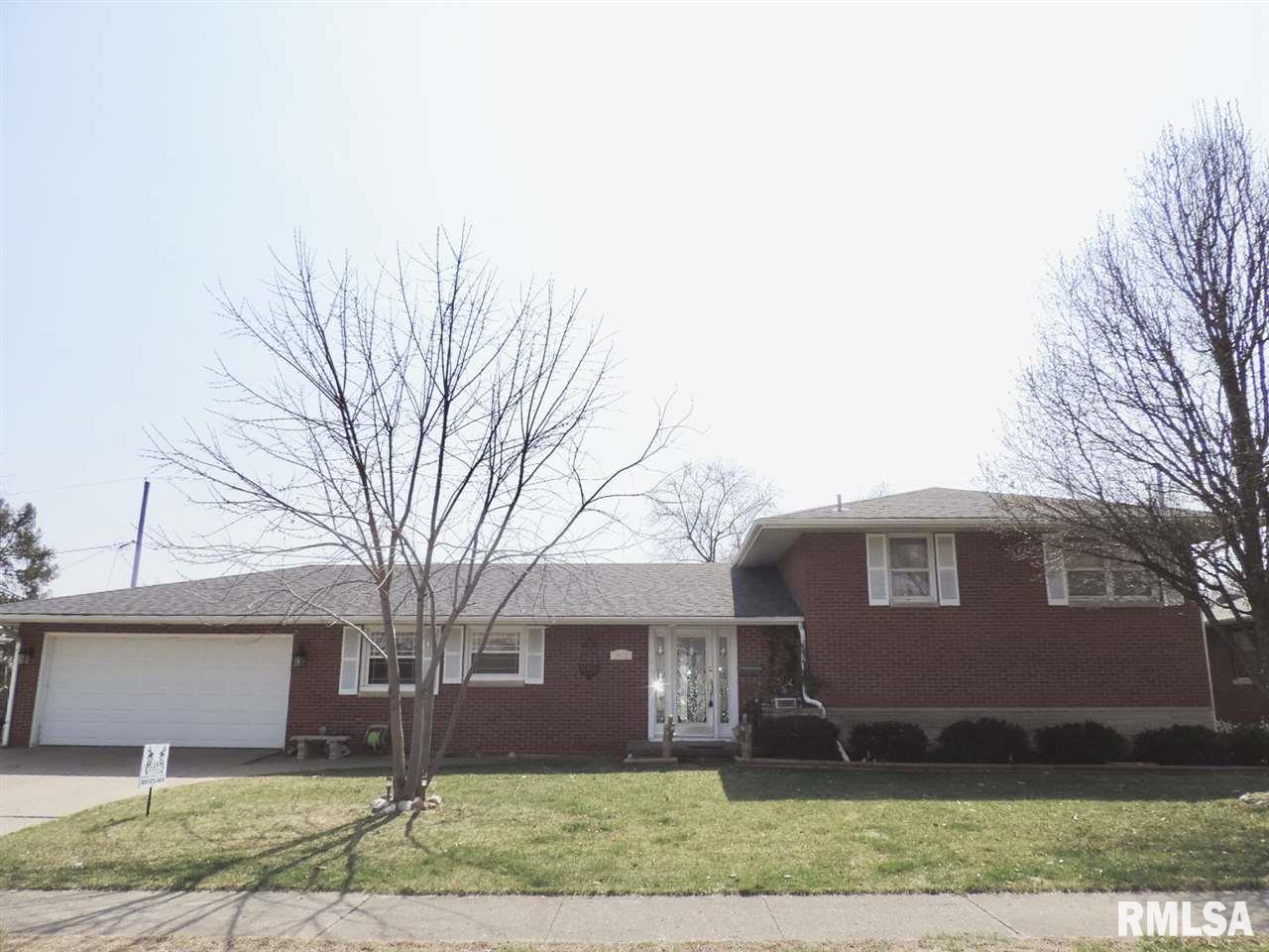 1412 James Road Pekin, IL 61554 - Photo 1 of 30 Gallery Image 1