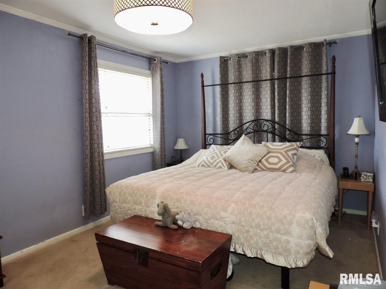 1412 James Road Pekin, IL 61554 - Photo 11 of 30 Gallery Image 11
