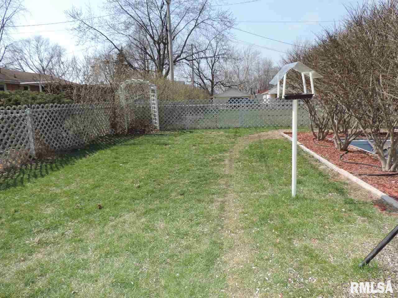 1412 James Road Pekin, IL 61554 - Photo 26 of 30 Gallery Image 26
