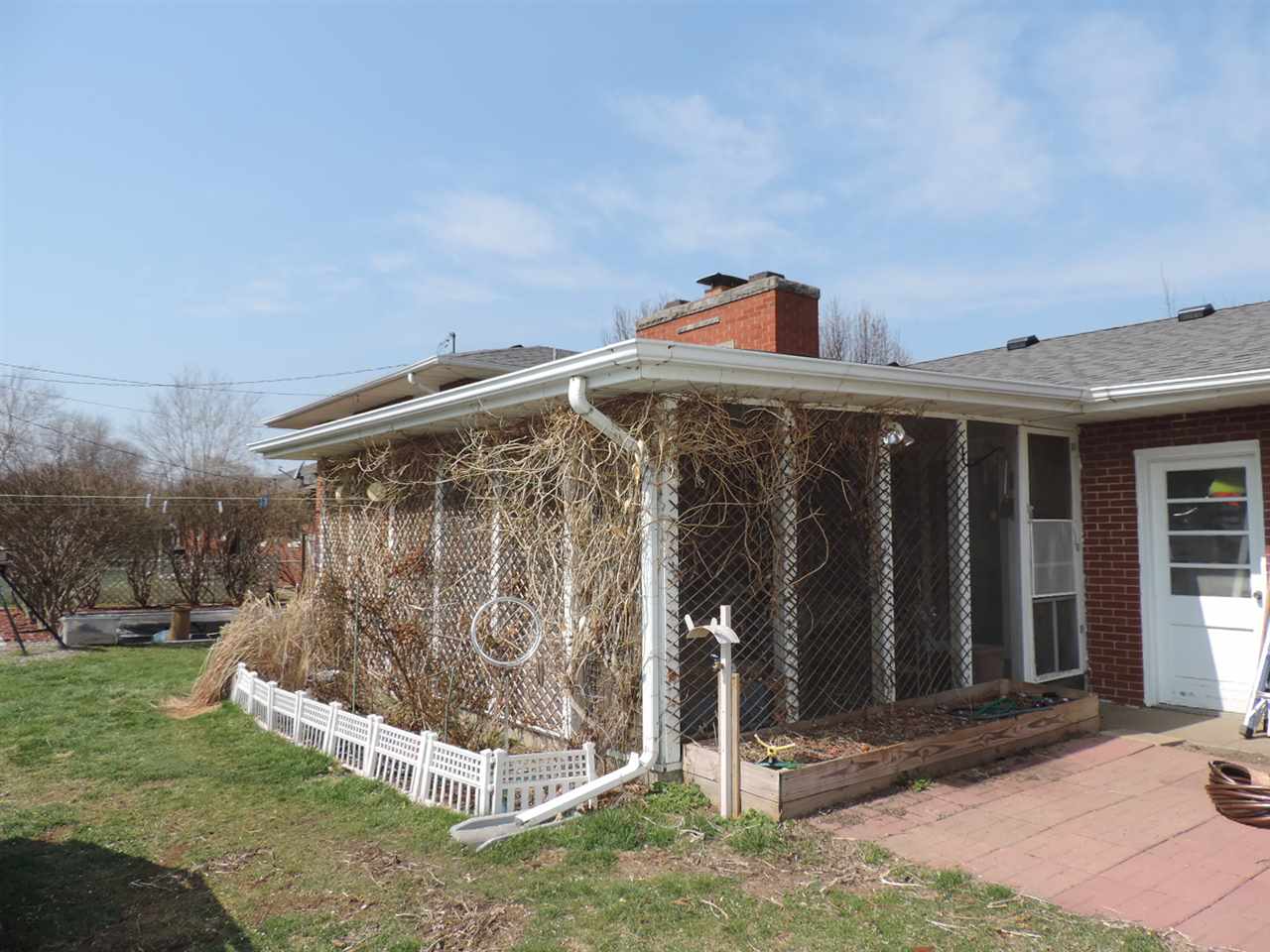 1412 James Road Pekin, IL 61554 - Photo 28 of 30 Gallery Image 28
