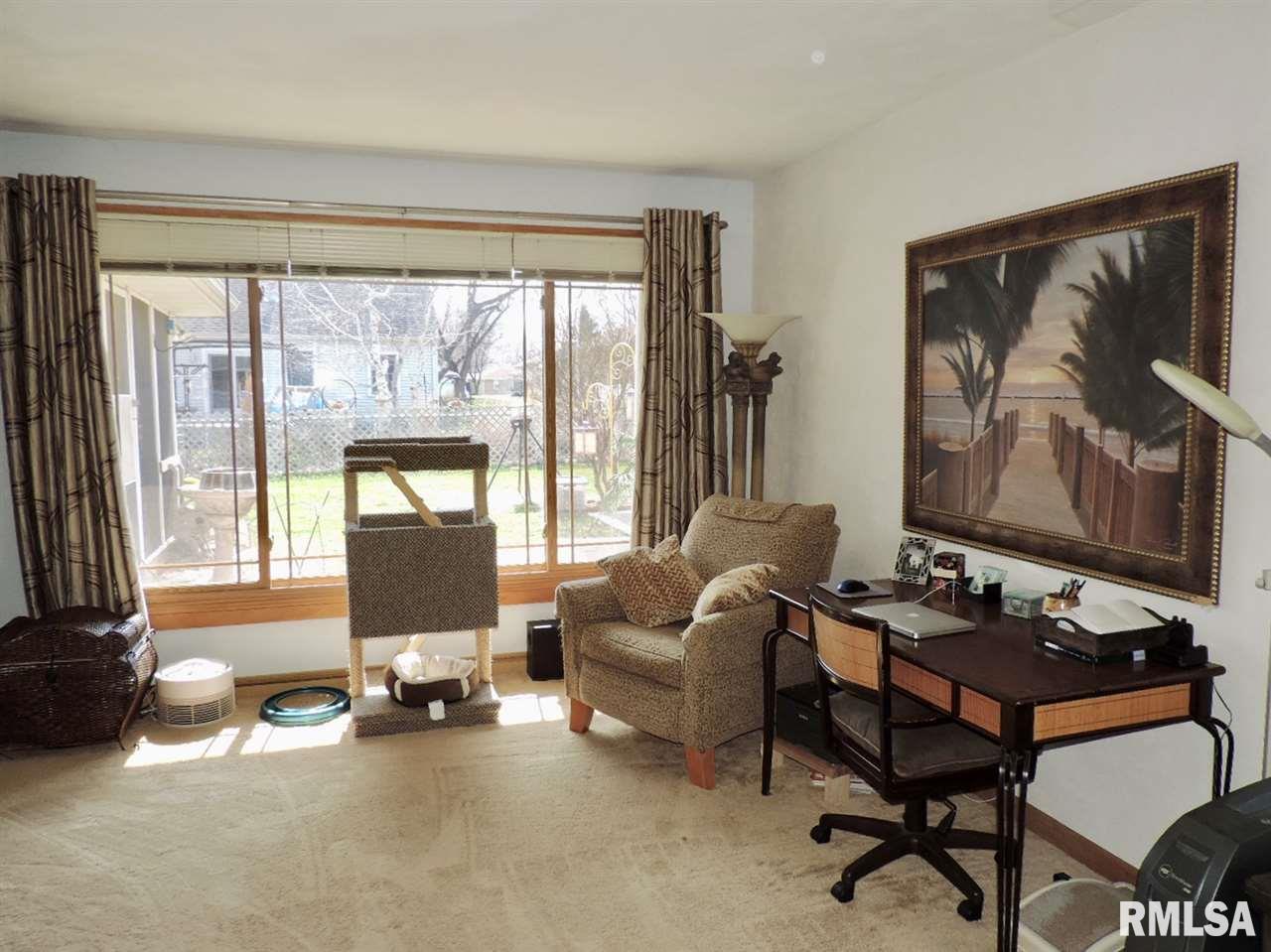 1412 James Road Pekin, IL 61554 - Photo 7 of 30 Gallery Image 7