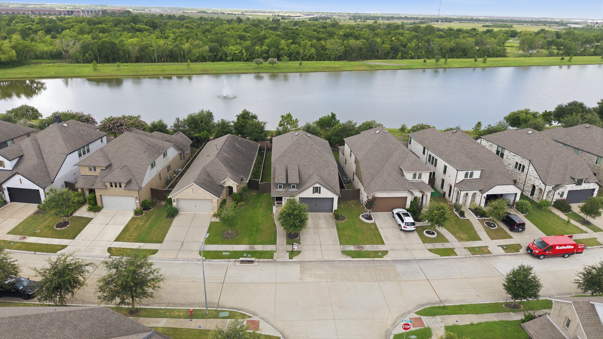 10602 Wagner Street Rosharon, TX 77583 - Photo 37 of 42