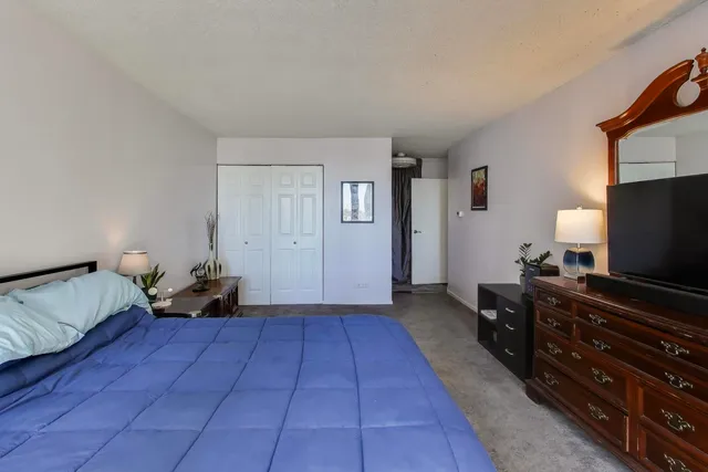 $315,000 | 3150 North Sheridan Road, Unit 4B, Chicago, IL 60657