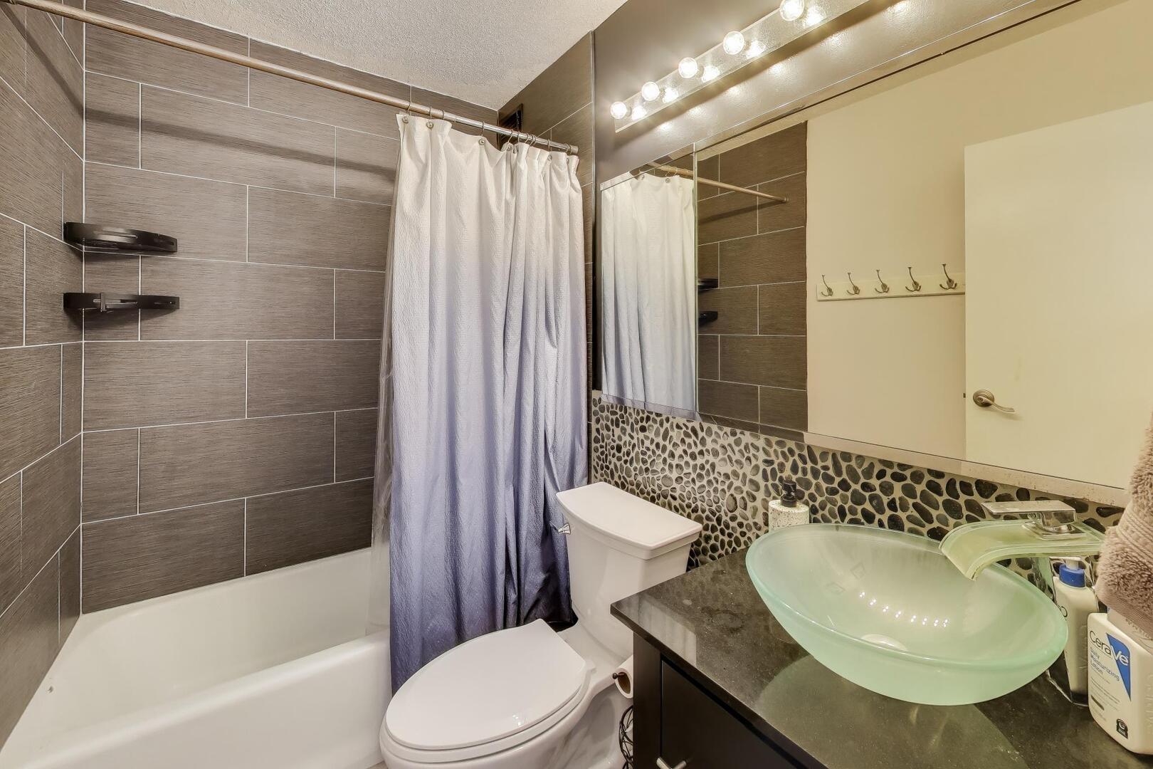 3150 North Sheridan Road, Unit 4B Chicago, IL 60657 - Photo 16 of 22