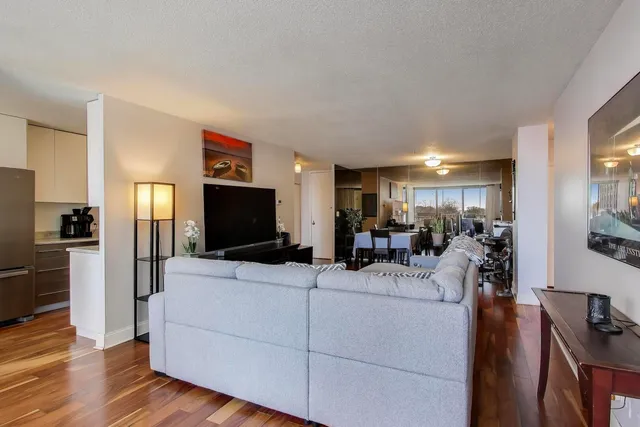 $315,000 | 3150 North Sheridan Road, Unit 4B, Chicago, IL 60657