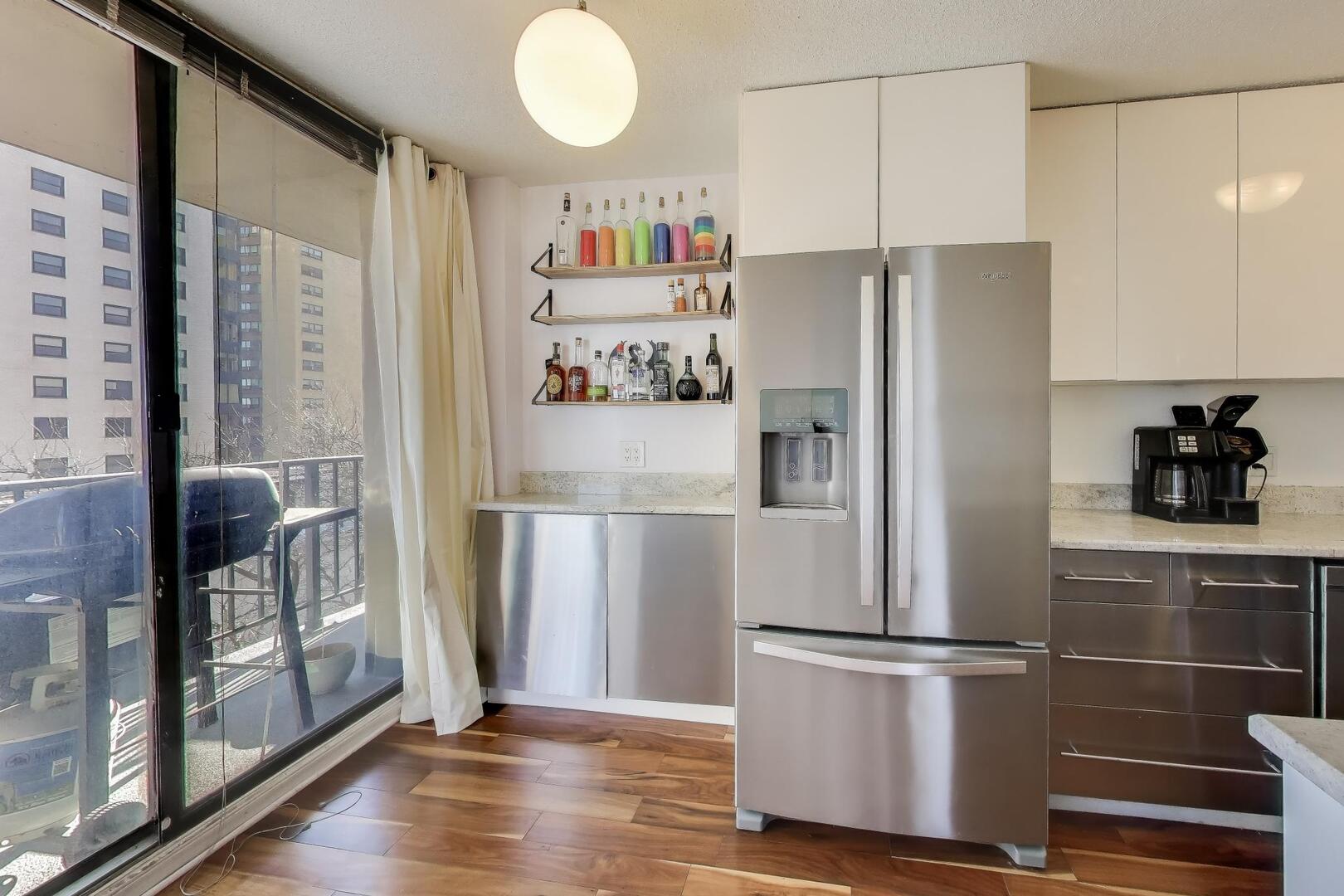 3150 North Sheridan Road, Unit 4B Chicago, IL 60657 - Photo 10 of 22