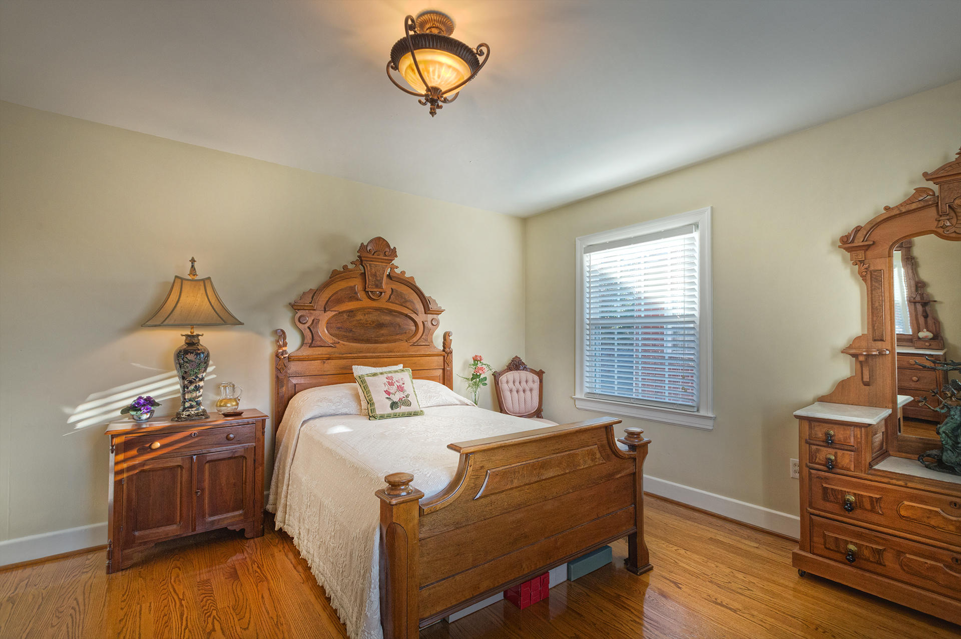 1832 Blenheim Road Southwest Roanoke, VA 24015 - Photo 27 of 37 25