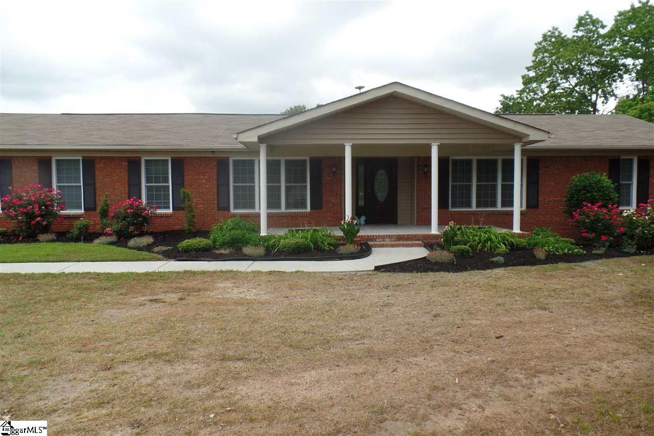 302 Wren Road Piedmont, SC 29673 - Photo 2 of 23