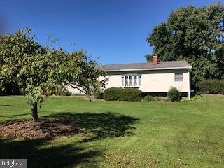 437 Slab Road Delta, PA 17314 - Photo 23 of 28 Exterior (Front)