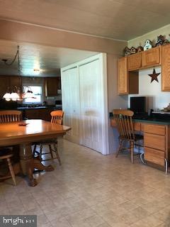 437 Slab Road Delta, PA 17314 - Photo 9 of 28 Dining Room
