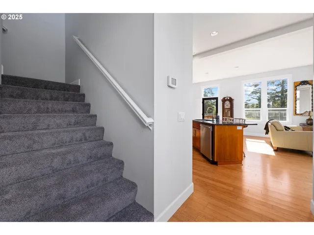 $699,000 | 2361 South Edgewood Street, Seaside, OR 97138