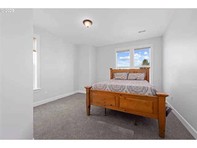 $699,000 | 2361 South Edgewood Street, Seaside, OR 97138