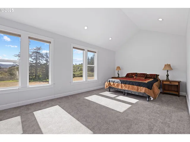 $699,000 | 2361 South Edgewood Street, Seaside, OR 97138