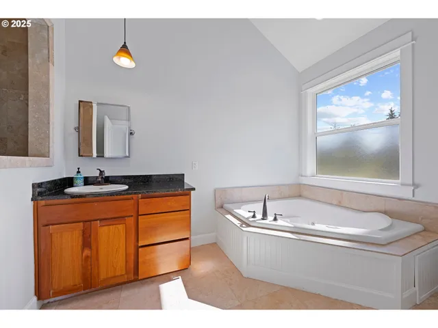 $699,000 | 2361 South Edgewood Street, Seaside, OR 97138