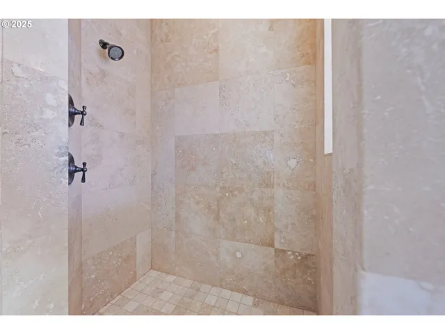 $699,000 | 2361 South Edgewood Street, Seaside, OR 97138